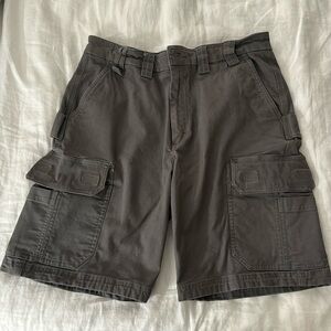 Men’s Duluth Trading Co Flex Fire Hose 10” Cargo Shorts - Charcoal Gray